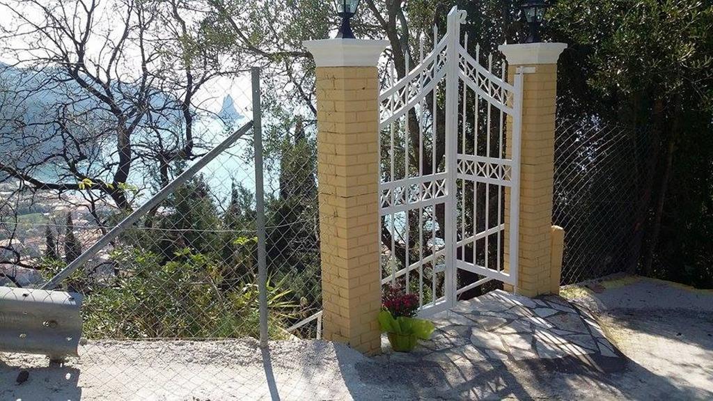 Stella'S Apartments Агиос-Гордиос Экстерьер фото