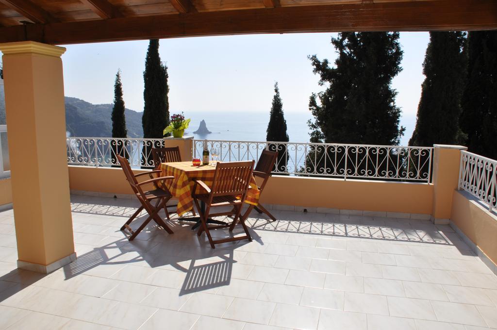 Stella'S Apartments Агиос-Гордиос Экстерьер фото