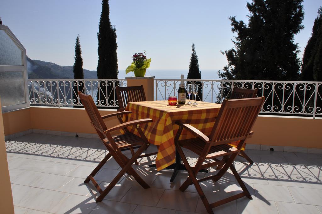 Stella'S Apartments Агиос-Гордиос Экстерьер фото